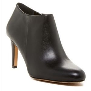 Vince Camuto Corra leather booties